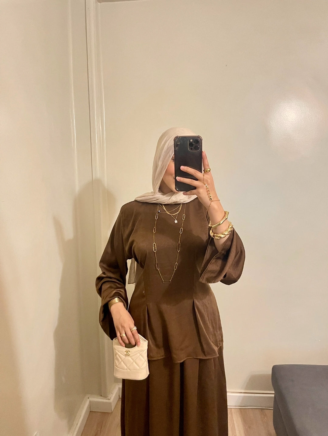 طقم سواريه