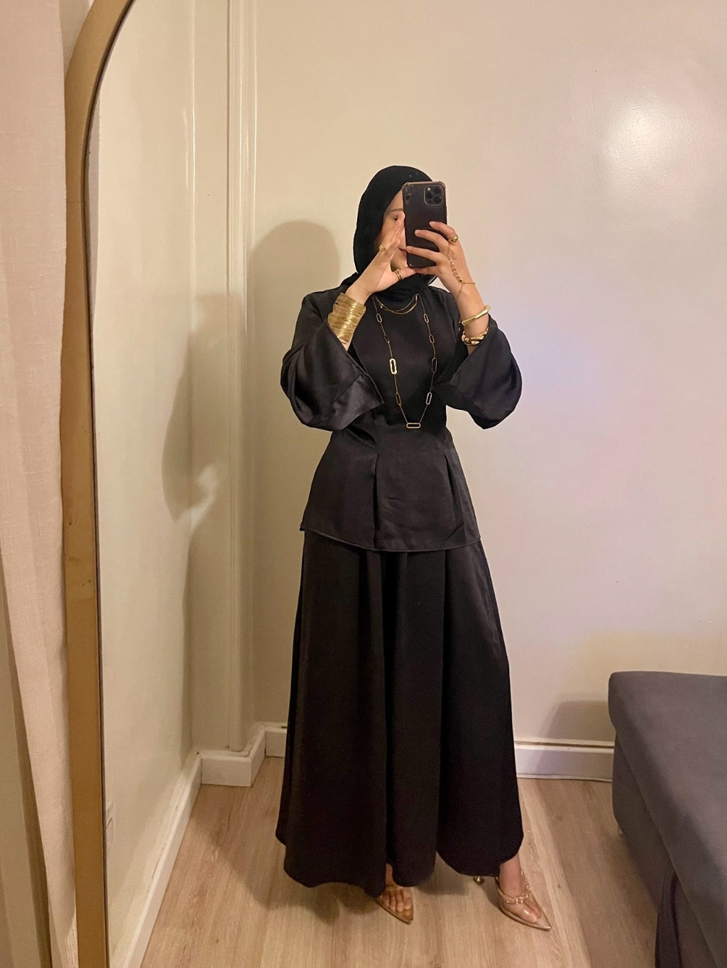 طقم سواريه
